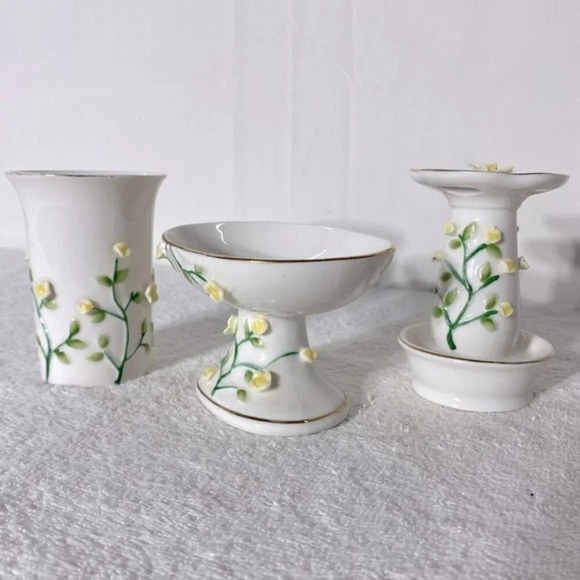 Vintage Ceramic Yellow Flower Bathroom Set Toothbrush Holder Cup Soap Dish - Picture 2 of 12